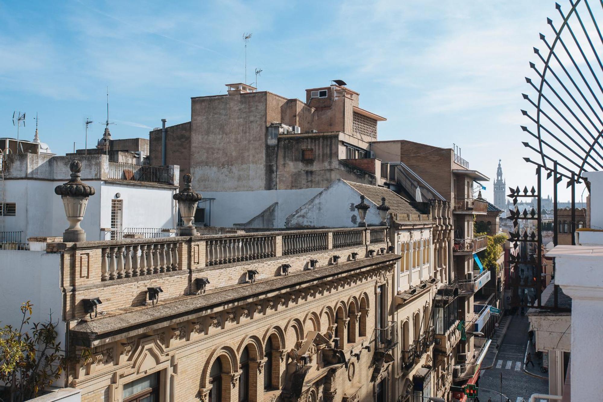 Hostly Orfila 3A-3B Exclusive Penthouse-Center-Fibre-Parking Optional Apartment Sevilla Bagian luar foto