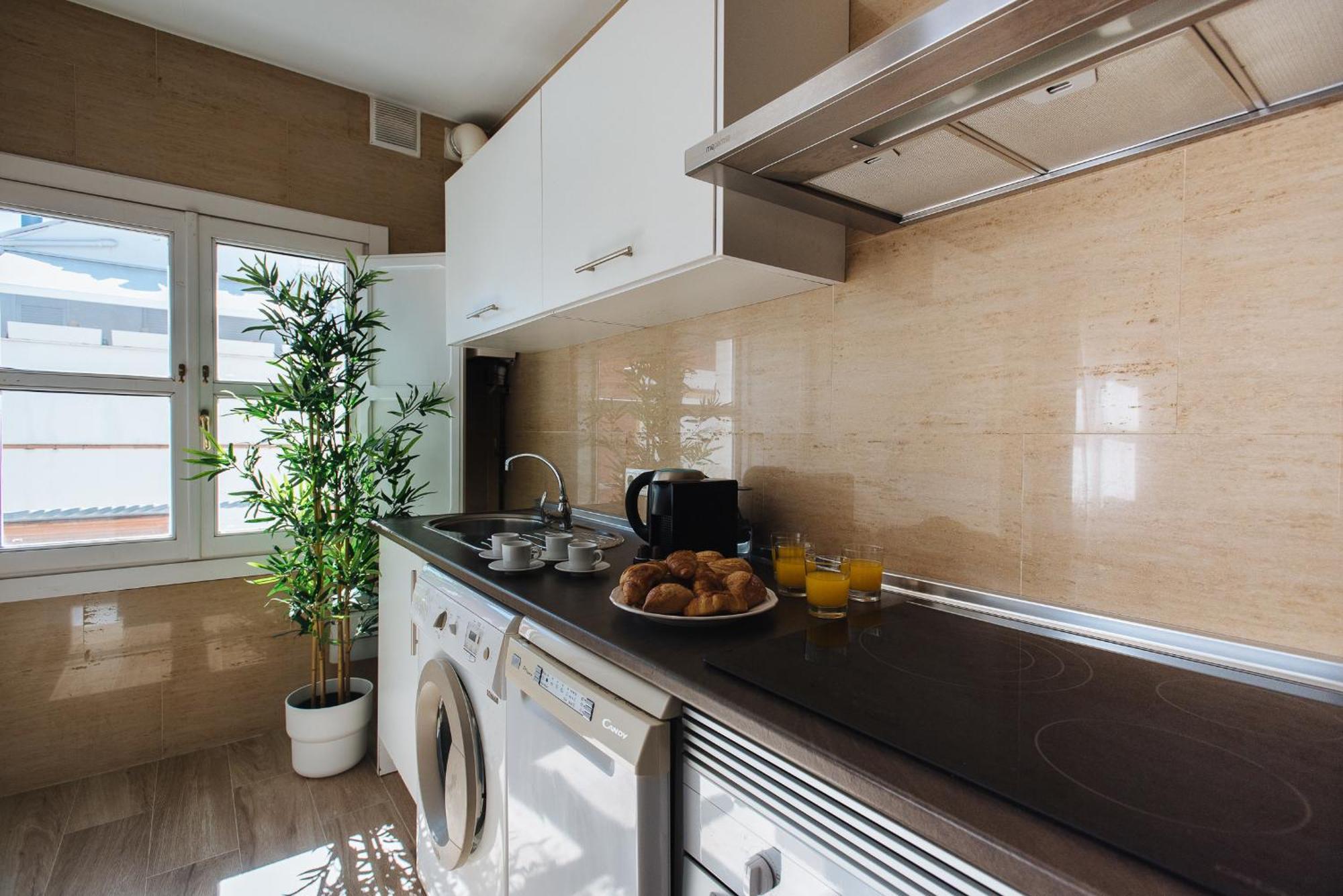 Hostly Orfila 3A-3B Exclusive Penthouse-Center-Fibre-Parking Optional Apartment Sevilla Bagian luar foto