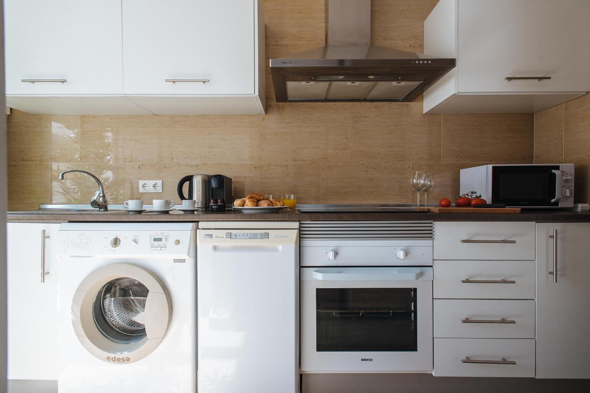 Hostly Orfila 3A-3B Exclusive Penthouse-Center-Fibre-Parking Optional Apartment Sevilla Bagian luar foto